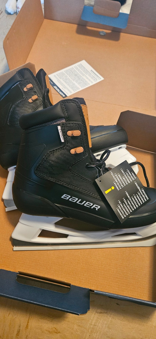 Bauer® Colorado Rec Adult Ice Skate - Men’s size 8 US-Black - photo 3