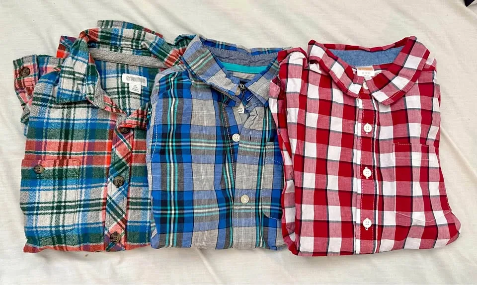 Excellent condition boys plaid shirts thumbnail