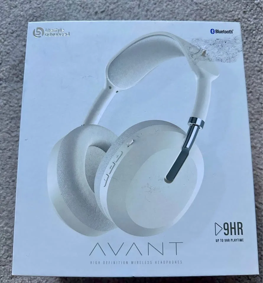 Brand new Avant Wireless Headphones thumbnail