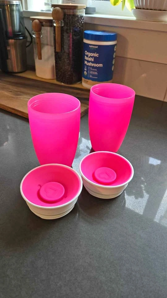 2 pack munchkin toddler spill proof cups