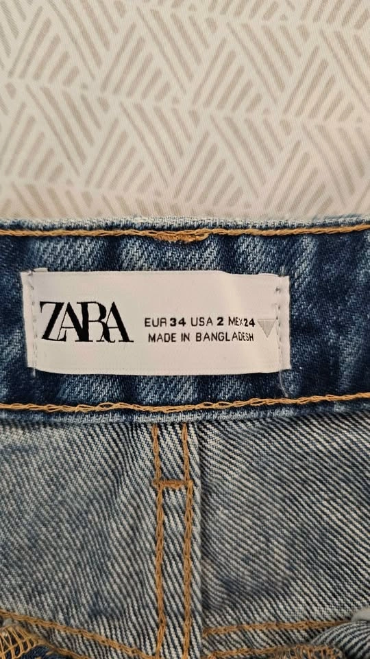 Zara Distressed Jean Shorts SIZE 2 - photo 3