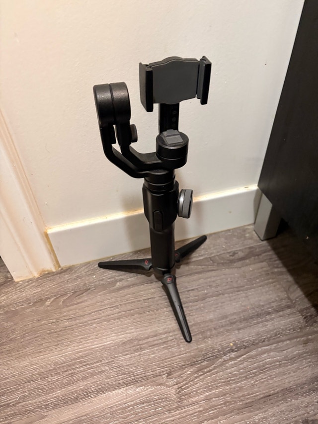 DJI Osmo Mobile 3 Gimbal