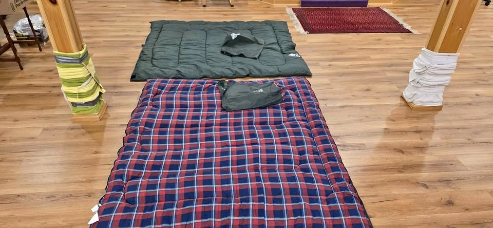 2 Sleeping Bags