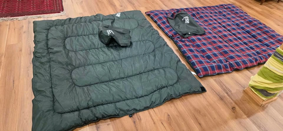 2 Sleeping Bags - photo 2