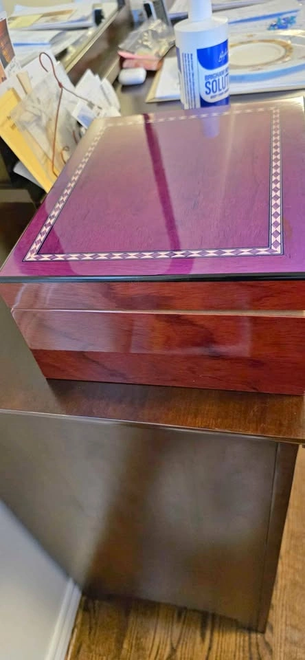 Wooden Cigar Humidor with Accessories