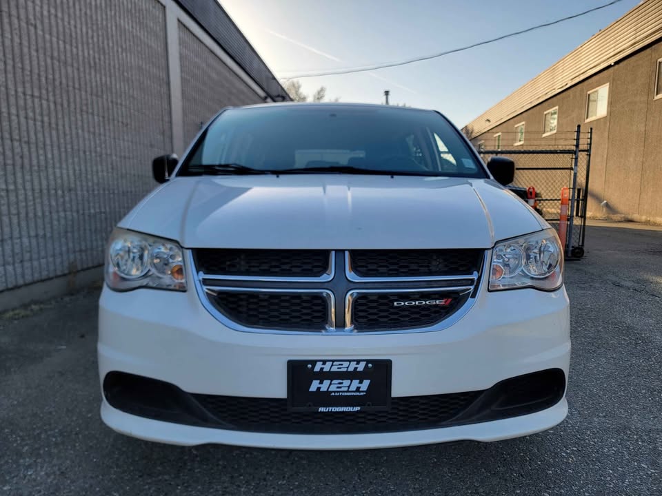 2012 Dodge Caravan - photo 2