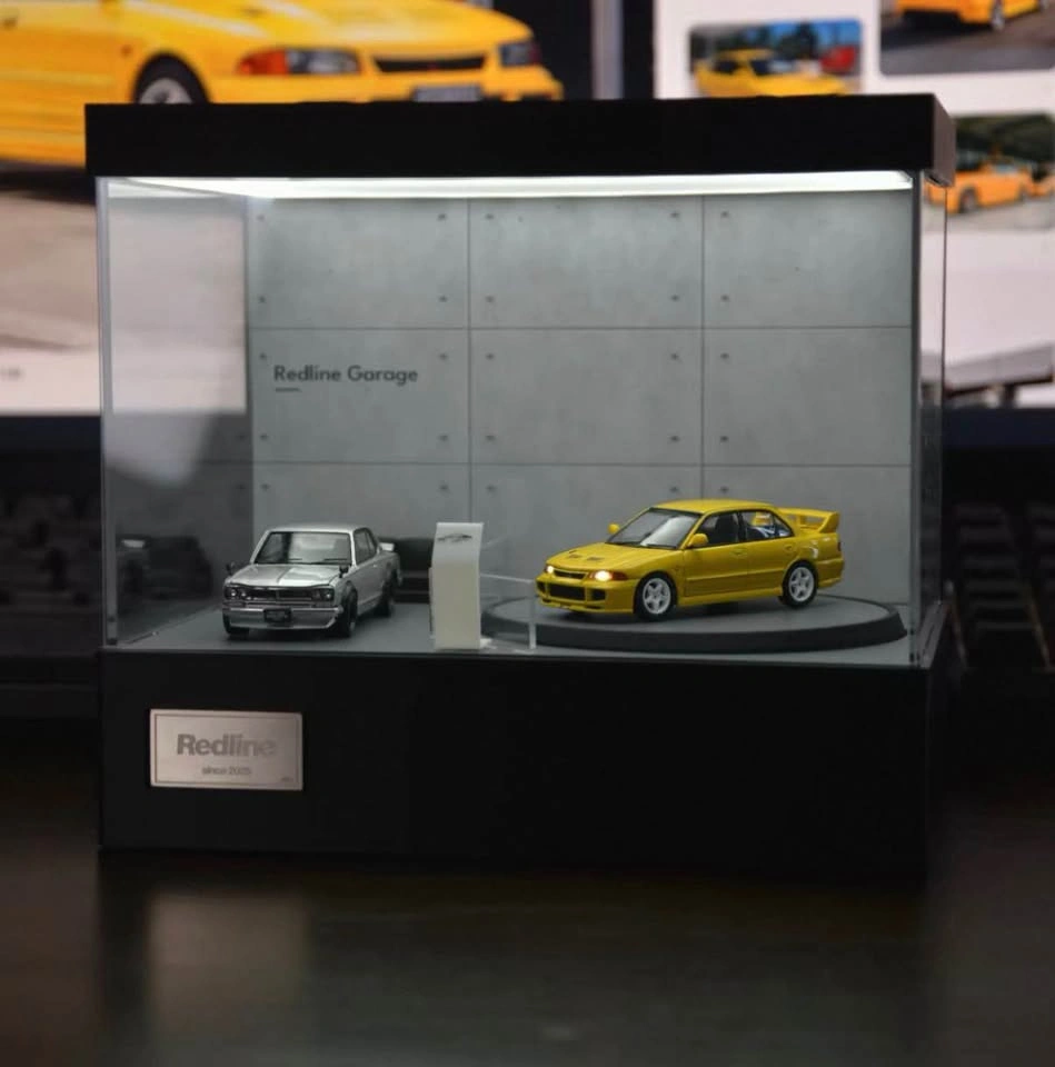 1:64 Scale LED Model Car Rotating Display Case - photo 3