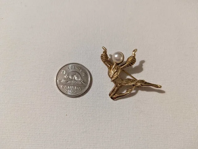 Vintage - Two Sarah Coventry Gold Tone Brooches - photo 2