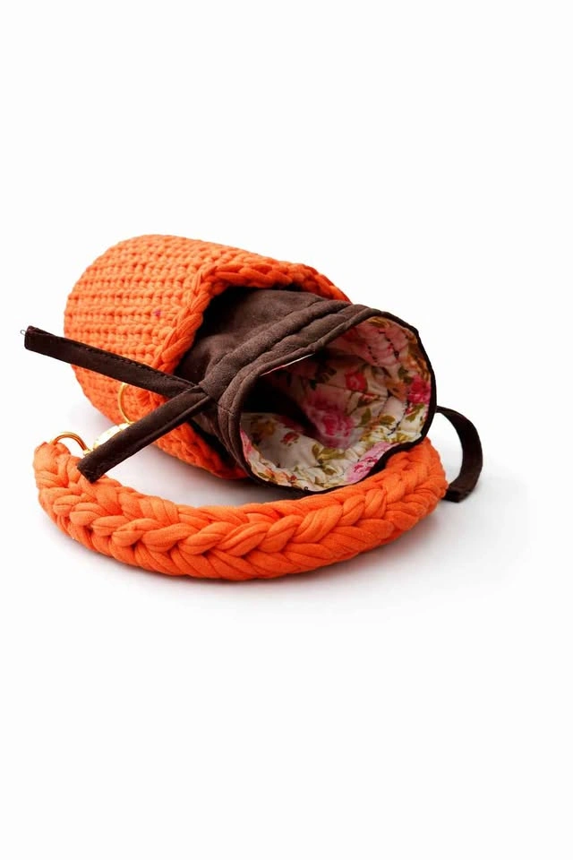 Cocoa Curve Bucket Bag - photo 4
