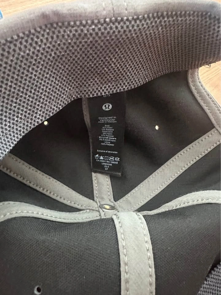 Lululemon Grey Performance Baseball Cap - photo 3