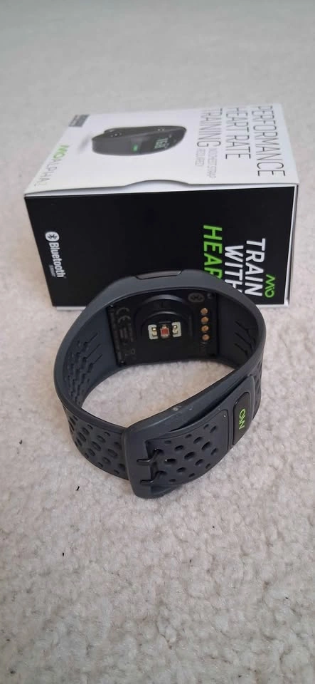 Mio Alpha 2 Heart Rate Monitor Watch - photo 2
