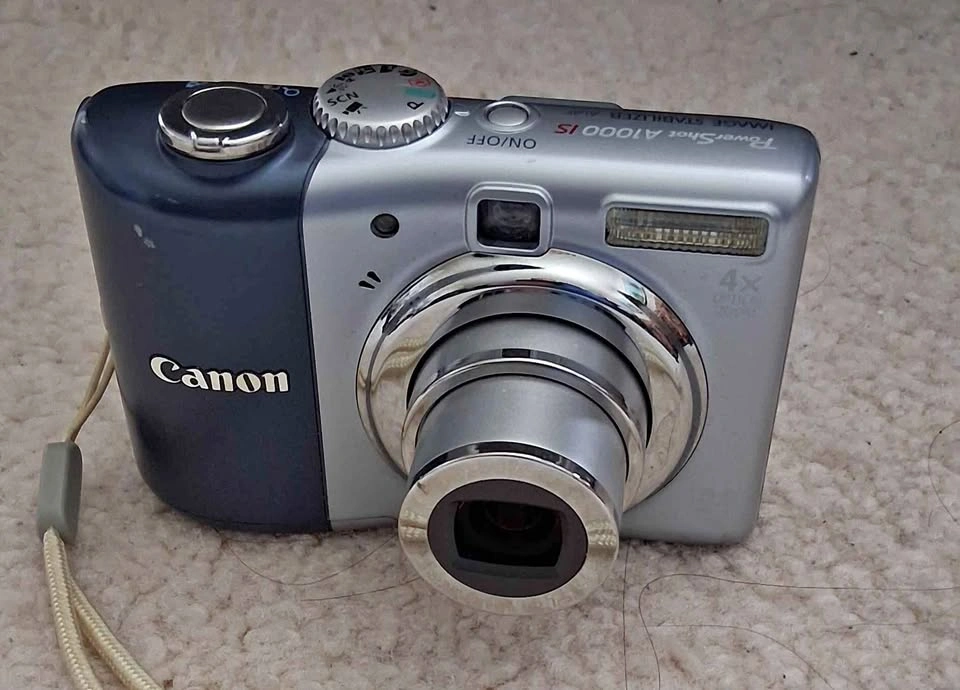 Canon PowerShot A1000 IS Digital Camera