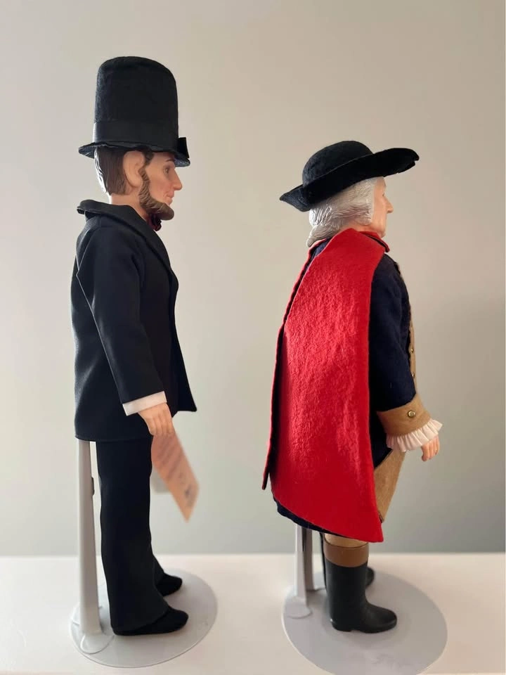 Effanbee George Washington and Abraham Lincoln 18” The President - photo 3