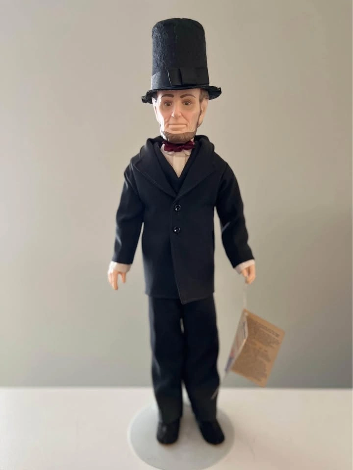 Effanbee George Washington and Abraham Lincoln 18” The President - photo 5