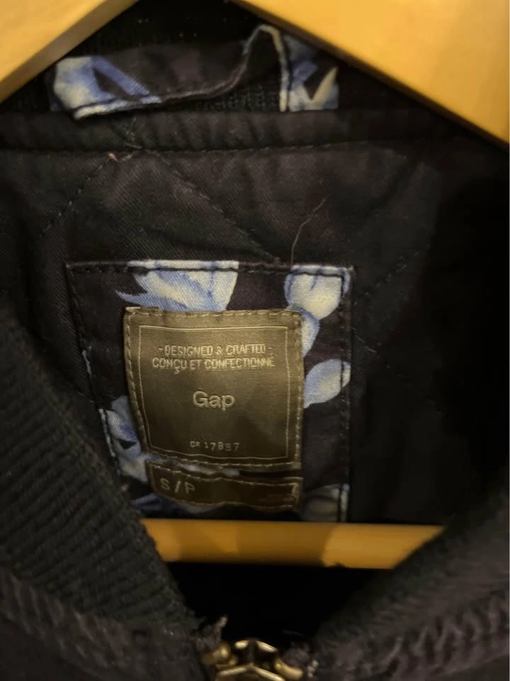 GAP SMALL size Ladies Jacket - photo 2