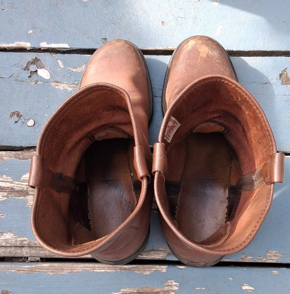 Red Wing Steel Toe Brown Work Boots Sz 9.5 - photo 2