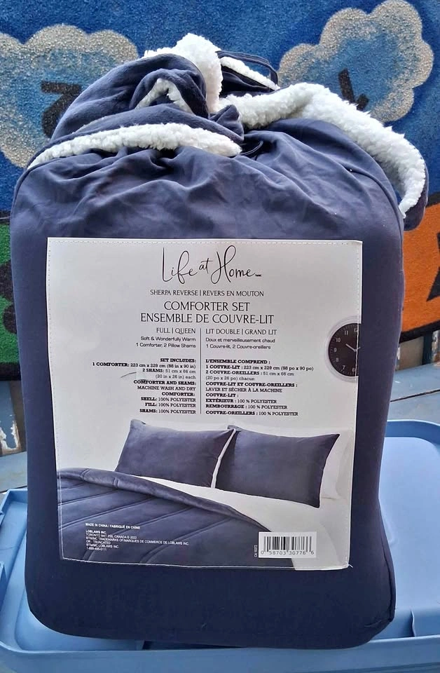 Life at Home Sherpa Reverse Comforter Set Full/Queen - Brand New