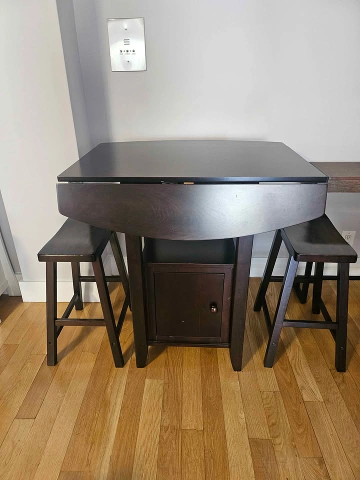 Expandable dining table with storage and two stools - photo 4