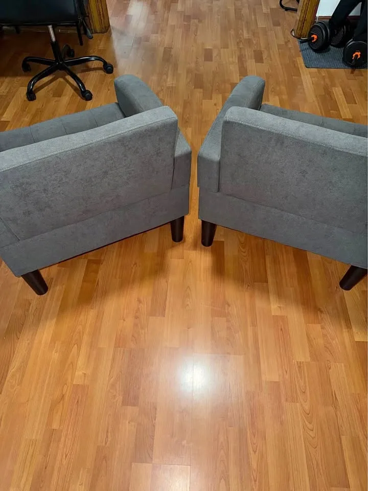 Accent Chairs