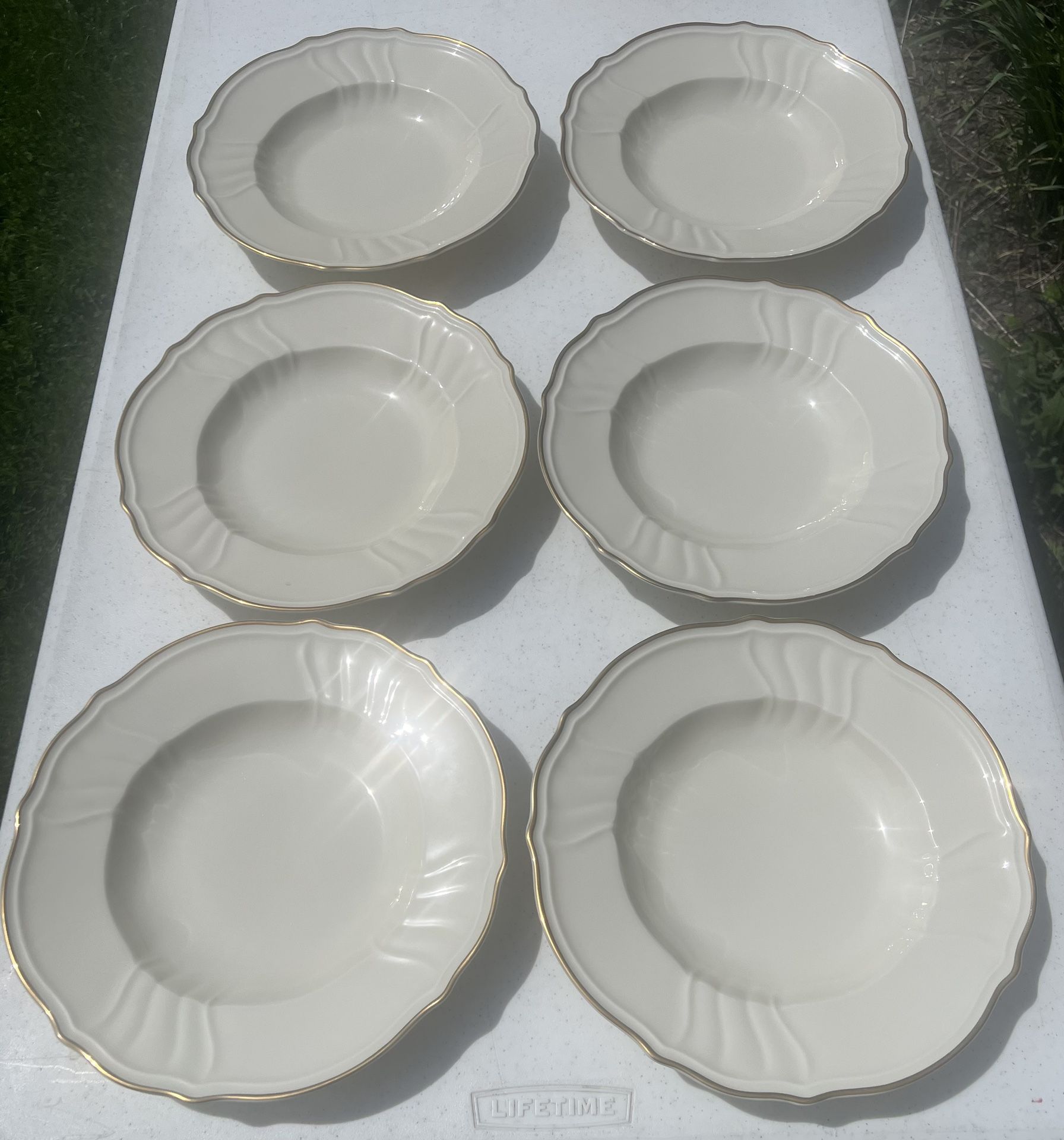 12 Rosenthal Selb Germany Parzival 9 7/8” Rim Soup Bowls Gold Tr - photo 2