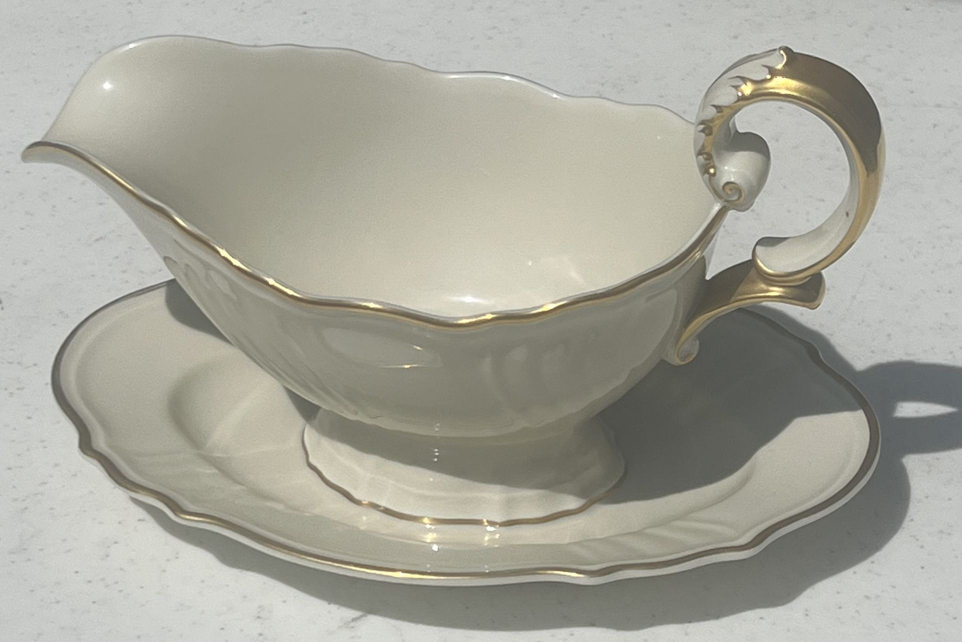 VTG Rosenthal Selb Plossberg Germany Parzival Ivory Gold Trim Gr