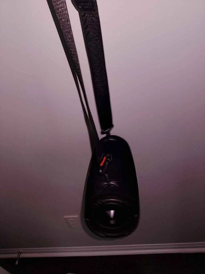JBL Xtreme 3 speaker - photo 3