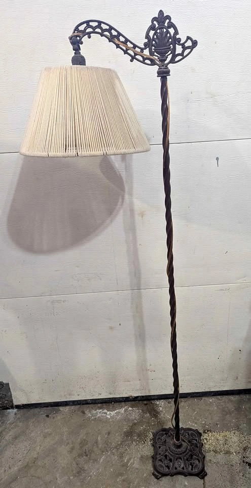 Iron Floor Lamp - Vintage