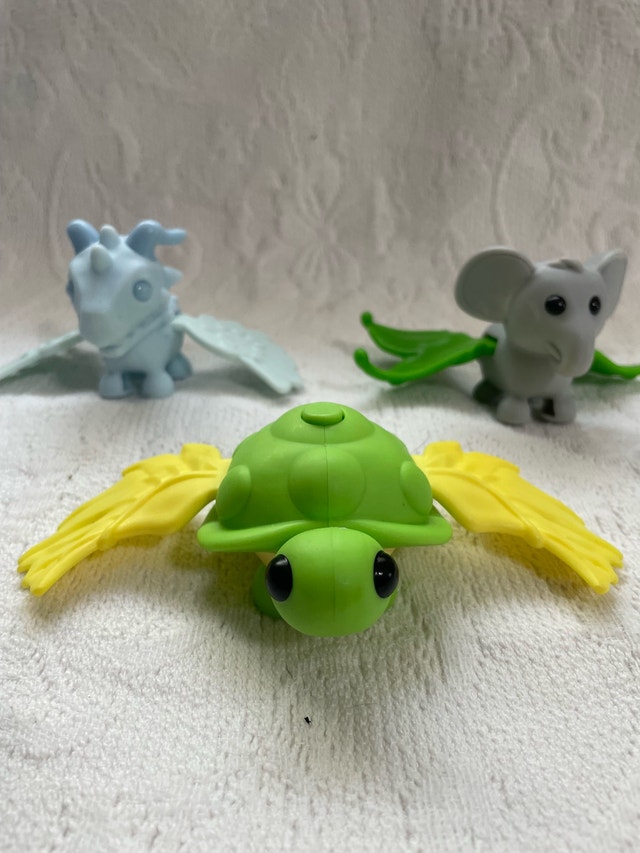 3 Roblox Adopt Me! Mix & Match Winged Pet Figures
