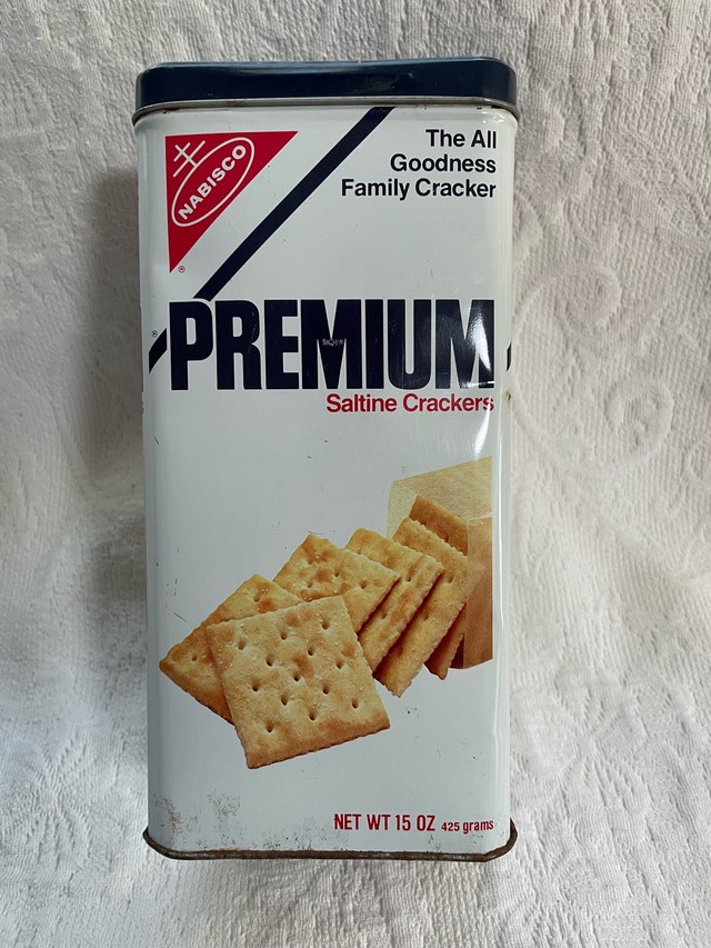 1978 Nabisco Premium Saltine Crackers Tin with Lid - 15 oz - photo 2