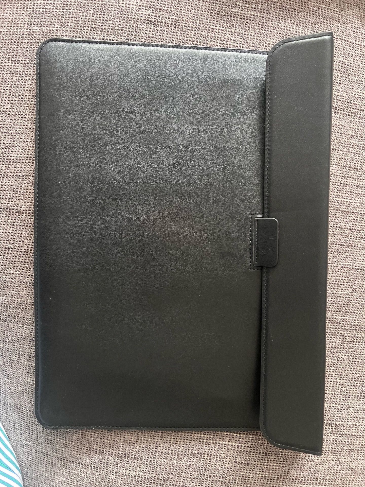 Black Vegan Leather 13 inch Laptop Carry Case - photo 4