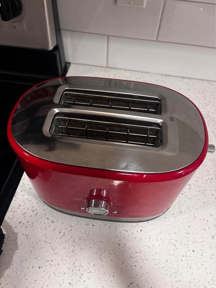 Red Kitchen Aid Toaster - photo 4