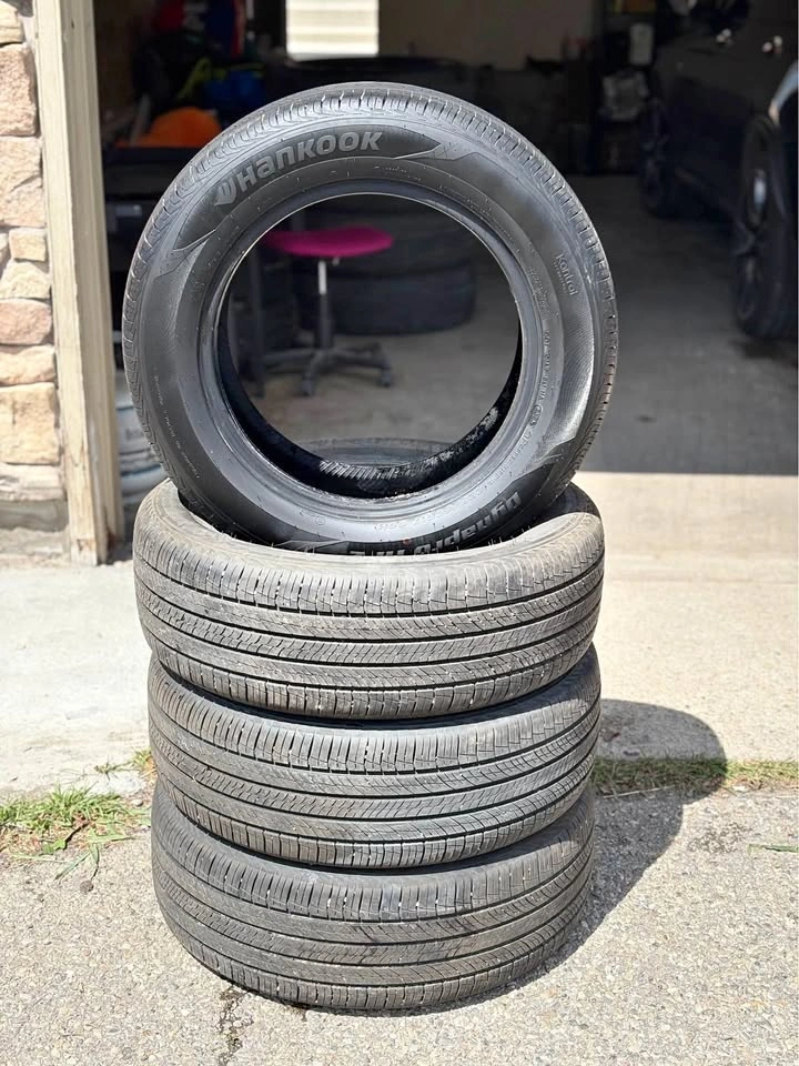 (4) 225/60R17 Hankook Dynapro All Season Tires!