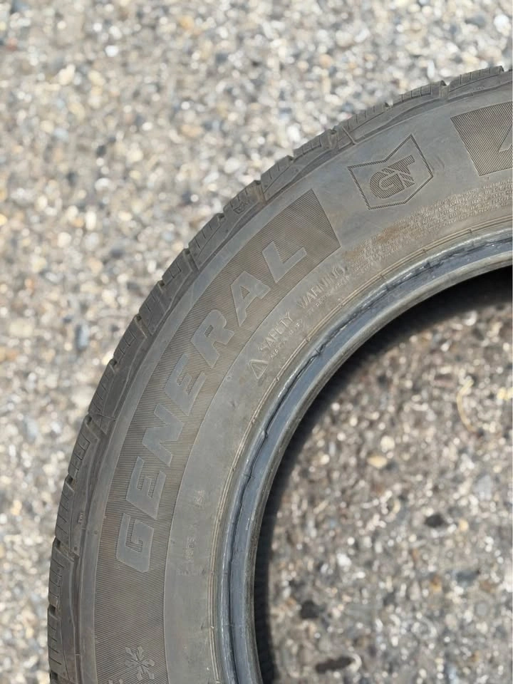 General 225/60R17 Winter Tire - photo 5
