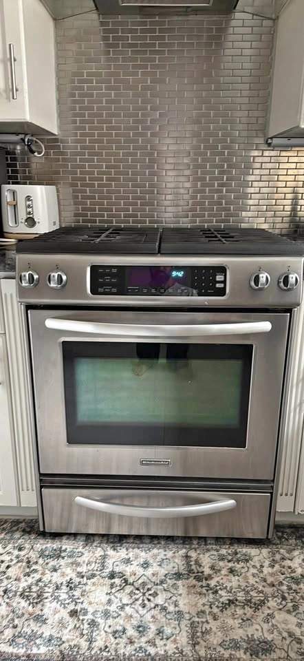 Kitchen Aid Gas Stove