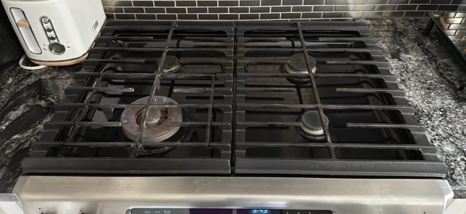 Kitchen Aid Gas Stove - photo 2