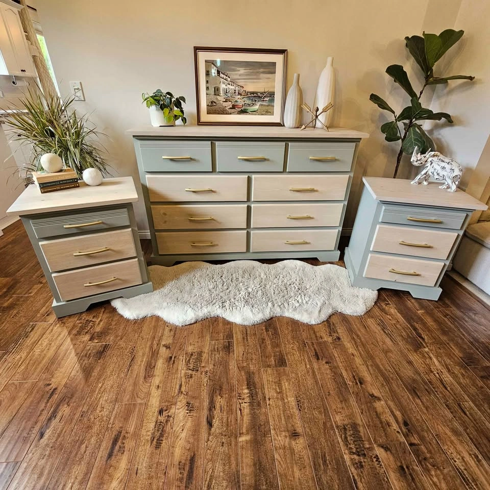 Refinished Solid Wood Dresser and 2 Nightstands Set