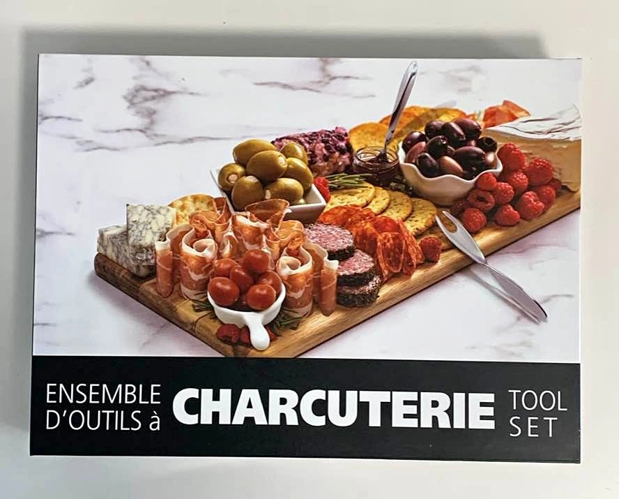 Brand New Charcuterie Board & Set