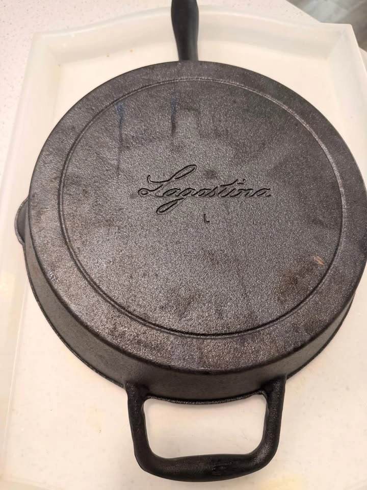 Cast Iron Skillet – 10" Pre-Seasoned - photo 3