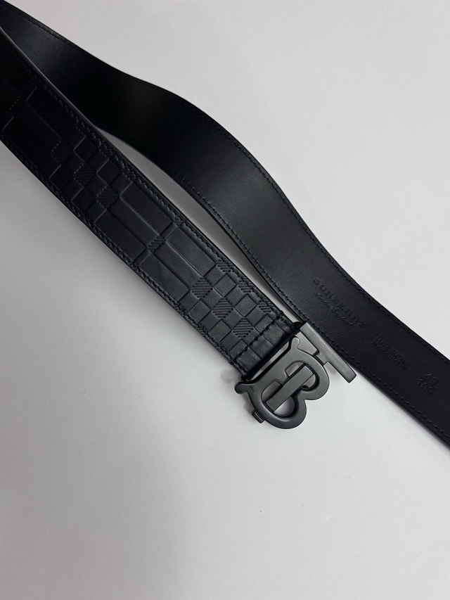 Burberry belt - size 34/36