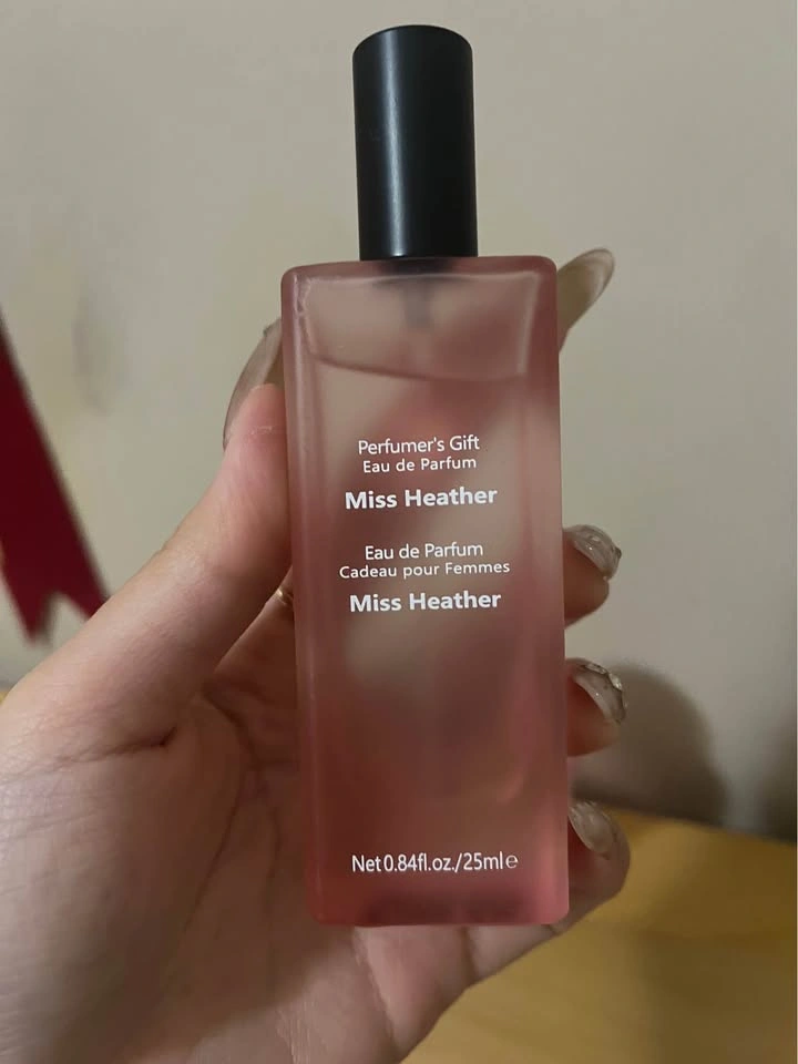 MINISO Perfume Bundle – Miss Heather & Blushing Wood - photo 2