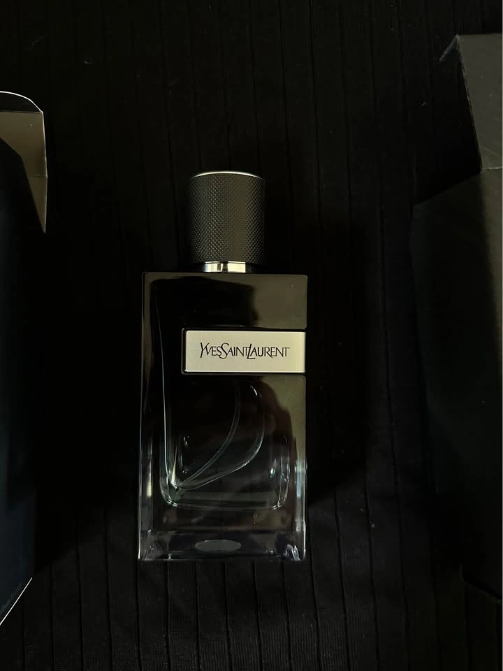 Yves Saint Laurent Eau De Parfum - photo 3