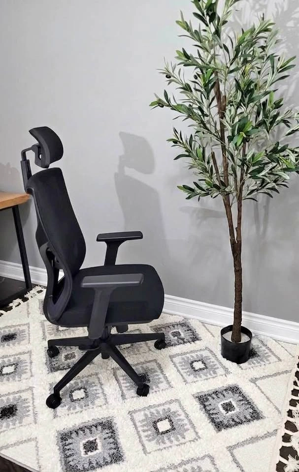 Office chair - Ergonomic mesh with headrest