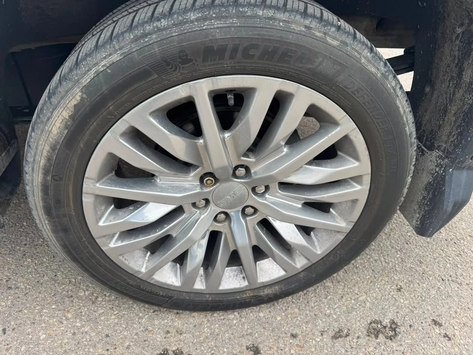 2018 GMC Denali Ultimate 6.2L V8 - photo 5