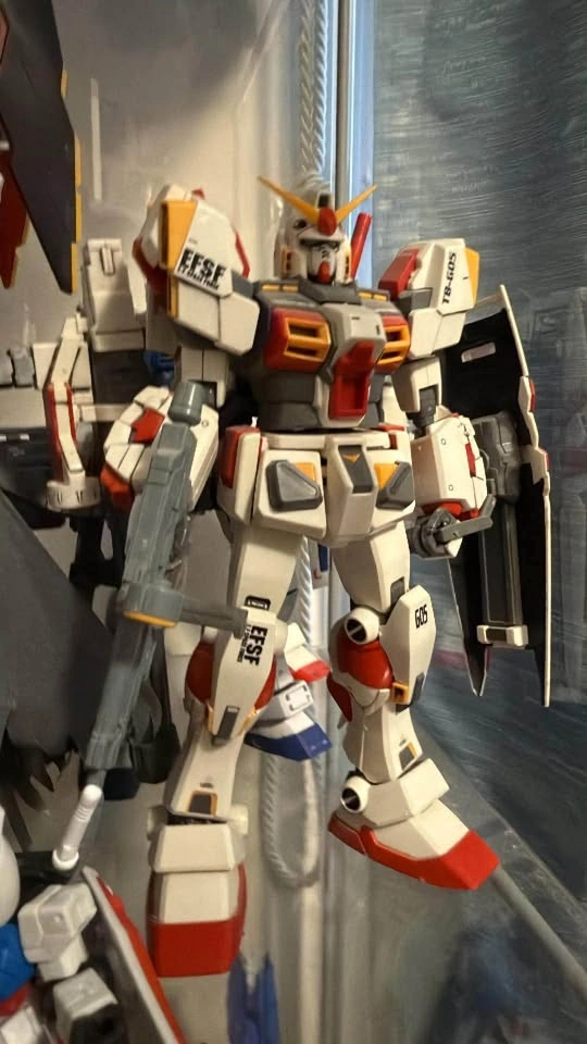 Master Grade Gunpla for Sale - photo 4