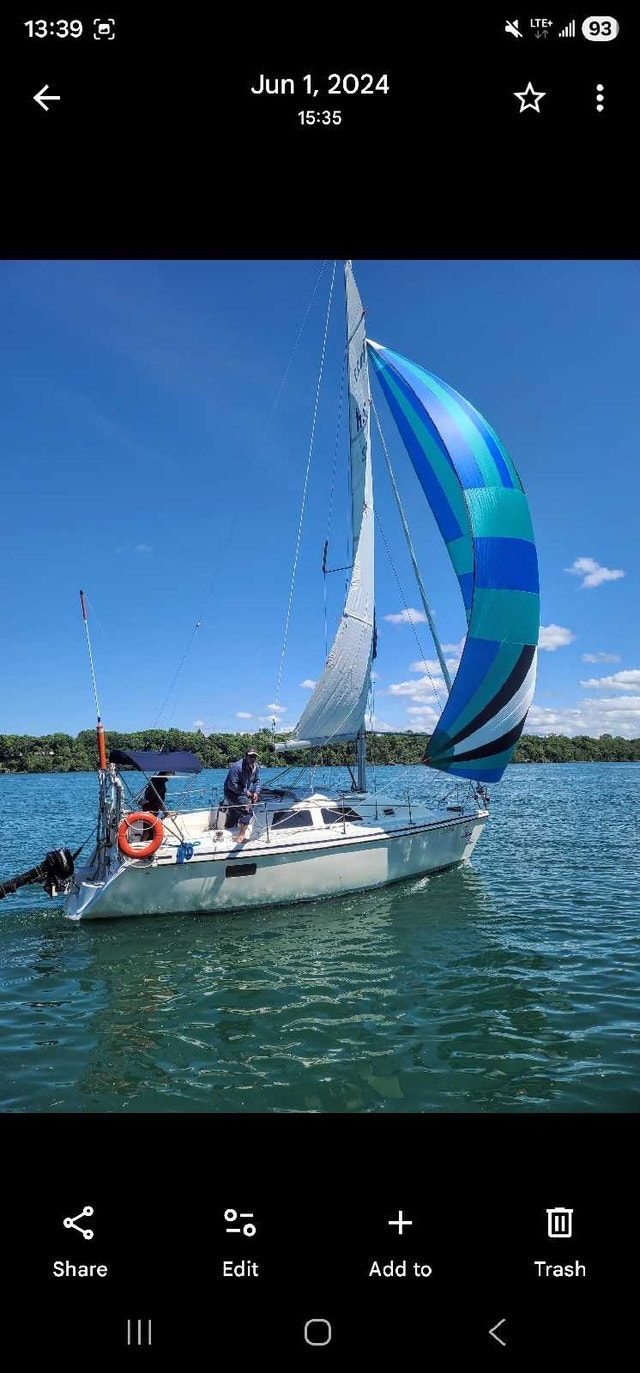 Hunter 27 1992 Sailboat