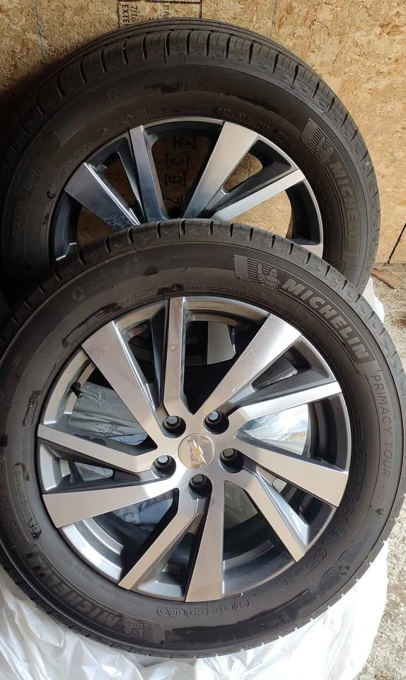 BARELY USED: Michelin Primacy Tour All-Season Tires – 225/60 R18 - photo 3