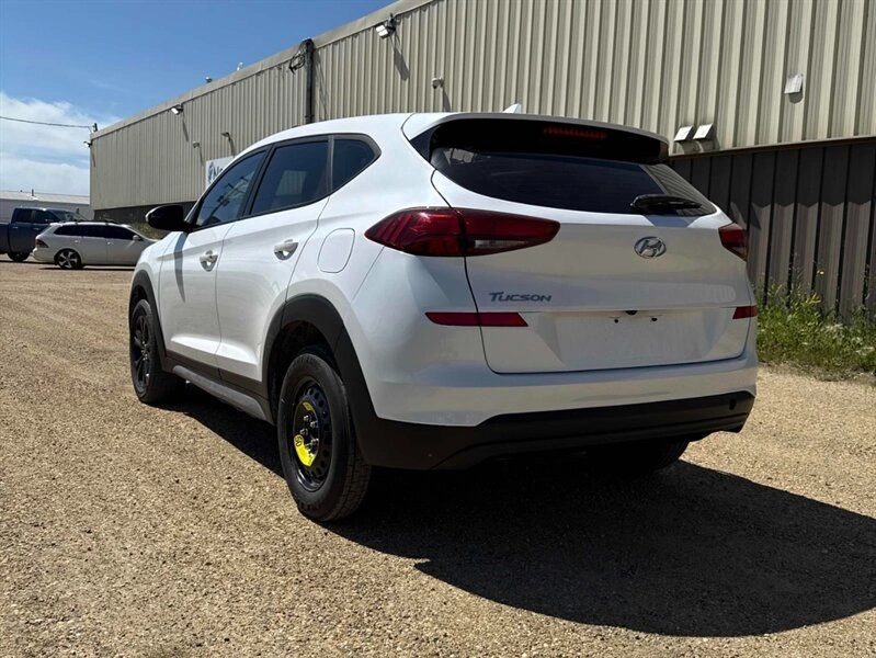 2021 Hyundai Tucson Essential - photo 2