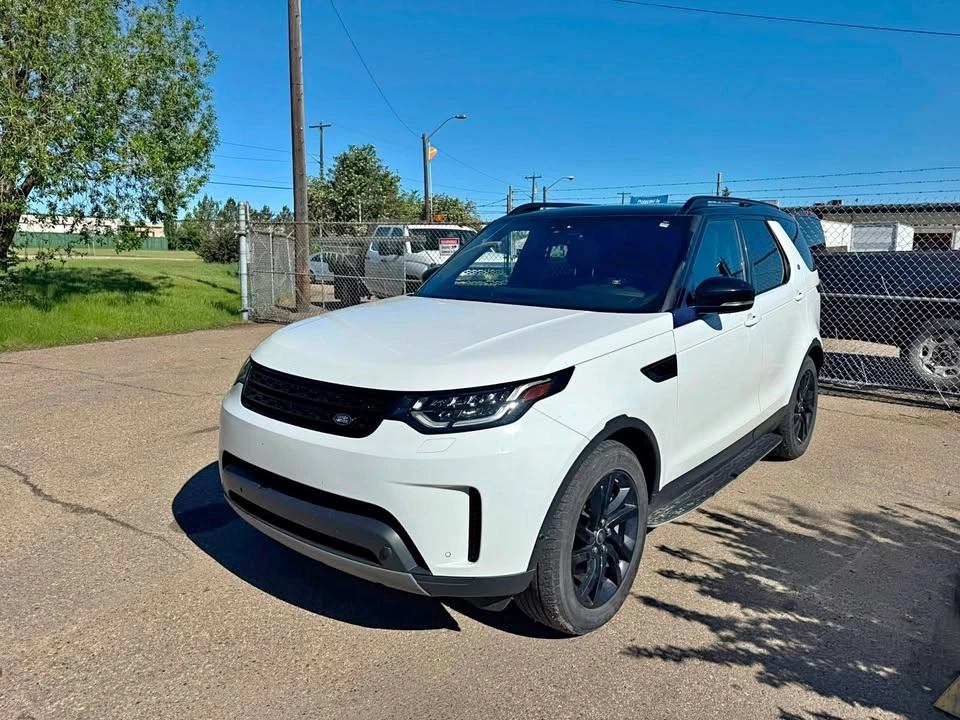 2020 Land Rover Discovery SE 7 Passenger