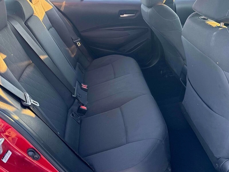 2020 Toyota Corolla LE - photo 5