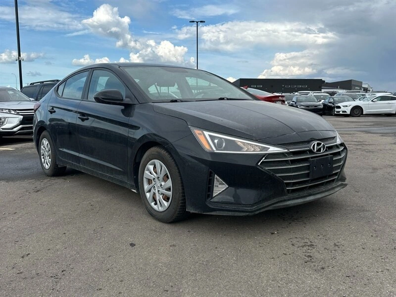 2020 Hyundai Elantra Essential - photo 2